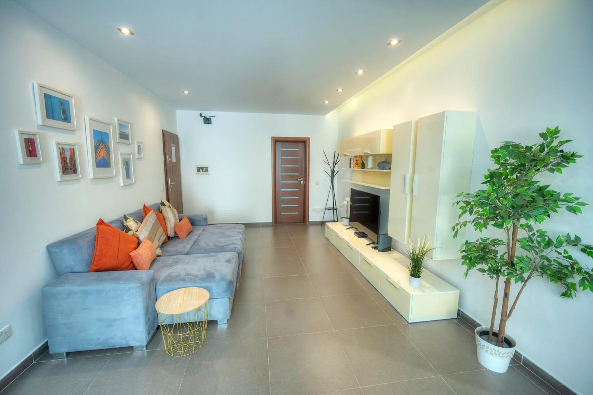 Bright & Large 2Bedrooms In Sliema Center Mpor1-1 Exterior photo