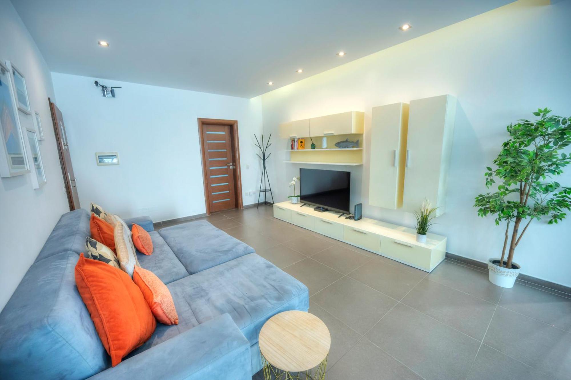 Bright & Large 2Bedrooms In Sliema Center Mpor1-1 Exterior photo