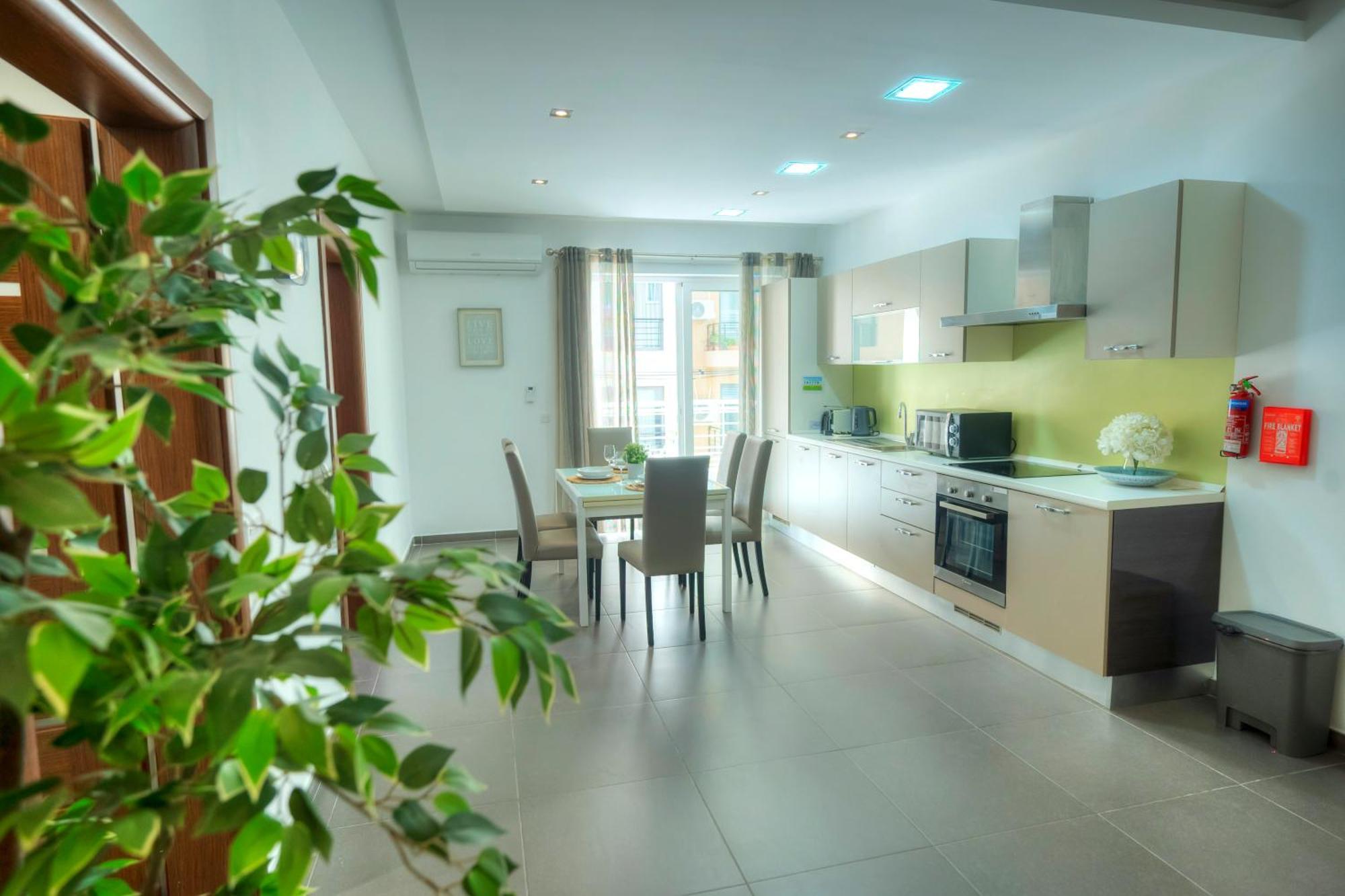 Bright & Large 2Bedrooms In Sliema Center Mpor1-1 Exterior photo