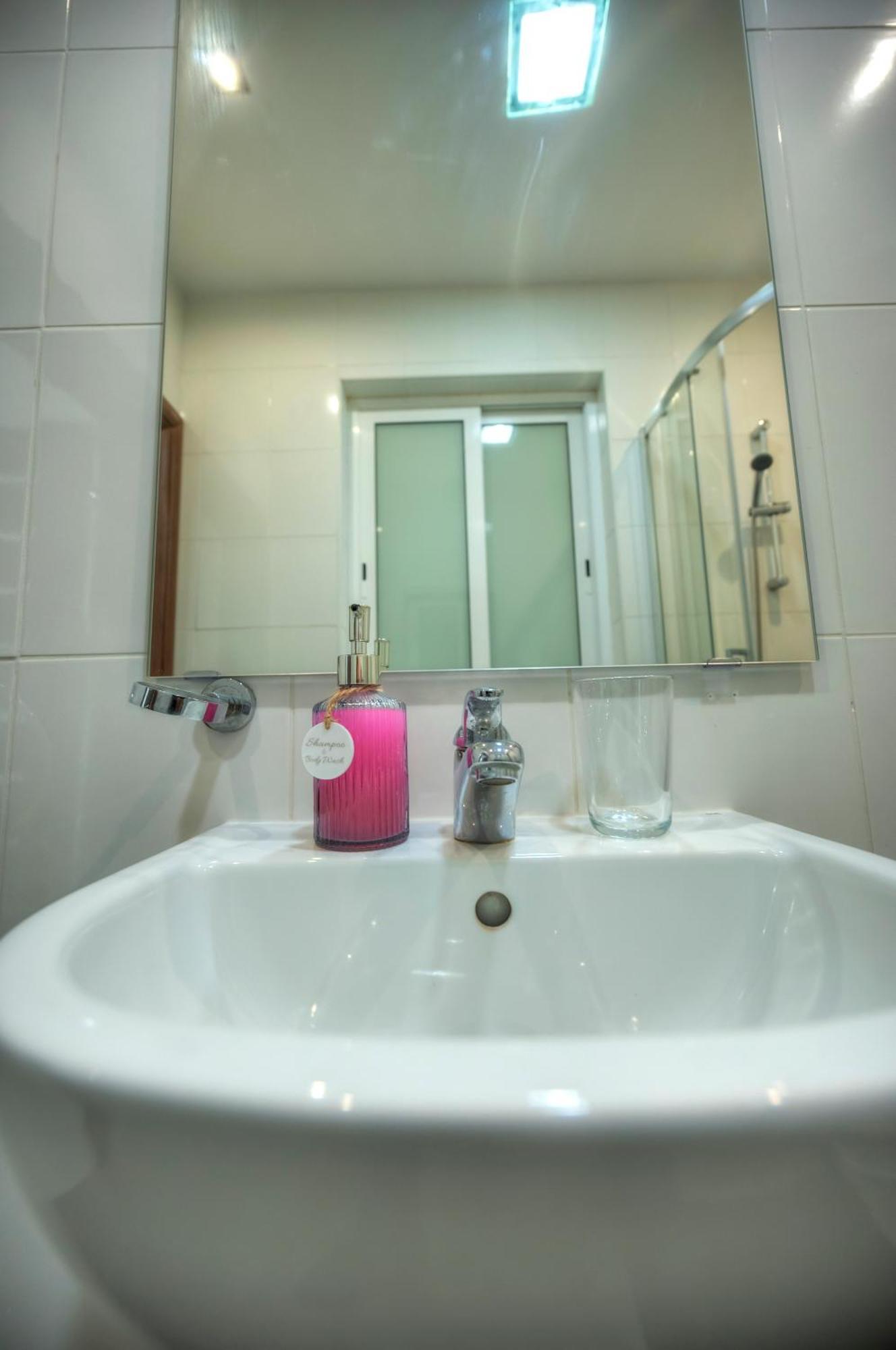 Bright & Large 2Bedrooms In Sliema Center Mpor1-1 Exterior photo